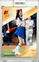 2025 BBM FUSION 鈴木愛理 #FP45 始球式カード ホロPP版【005/300】 歌手・俳優