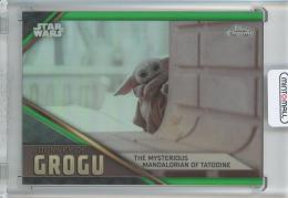 2023 Topps Chrome Star Wars  The Mysterious Mandalorian of Tatooine Journey of Grogu/Parallel/Green 49/99