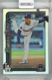 2025 Topps Series 1 Yoshinobu Yamamoto Future Stars Rainbow Foilboard #231 Los Angeles Dodgers