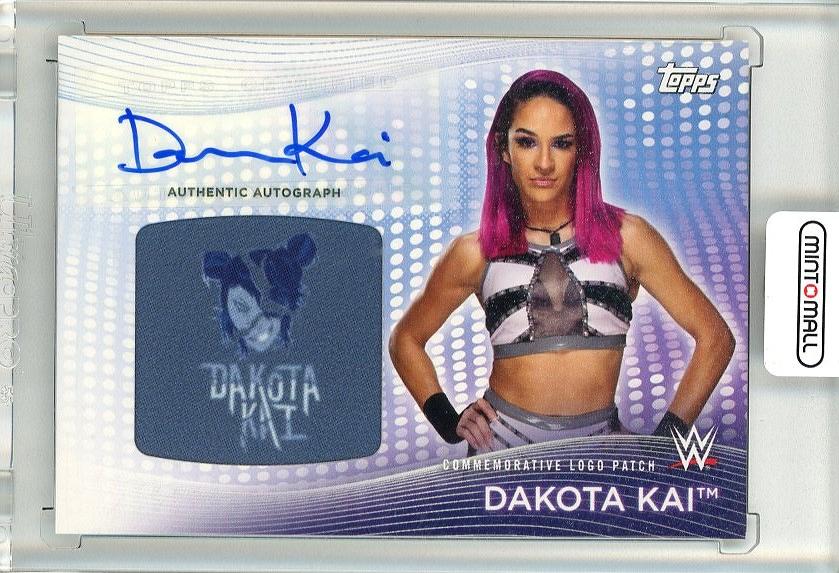 2021 Topps WWE Women's Division  Dakota Kai Superstar Logo Autograph Patch  04/10