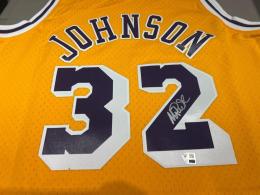 ミントモール / MINT 広島ミナモア店 / マジック・ジョンソン 直筆